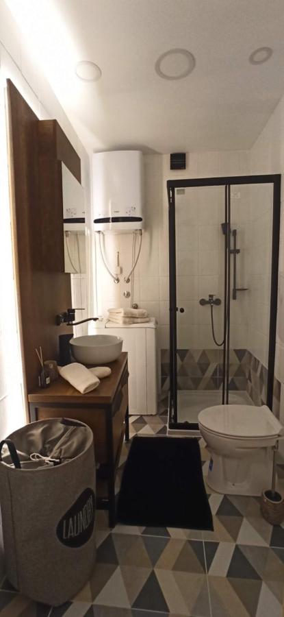 Malac-New Equipped Studio Apartment Within The City Core Novi Sad Exterior foto